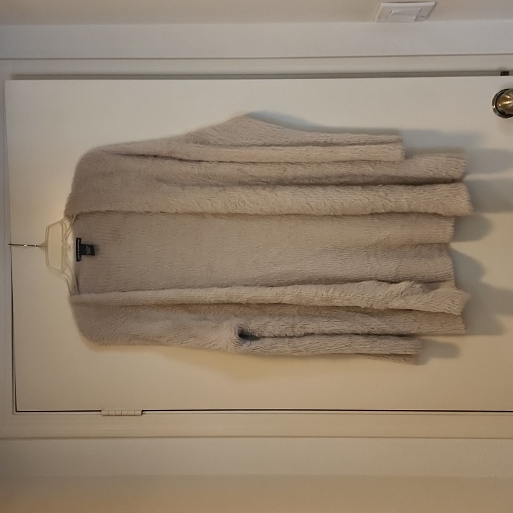 Chelsea & Theodore faux fur sweater Taupe Size Large